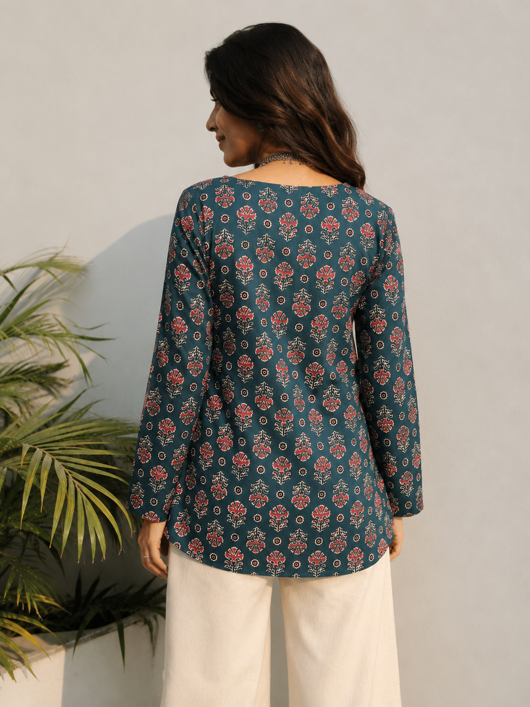 Green Butta Printed Short Kurti