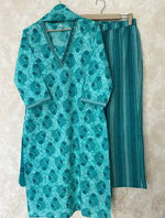 Load image into Gallery viewer, Amara Floral Boota Kurta Set
